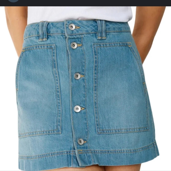 Sanctuary Dresses & Skirts - Sanctuary Denim Skirt Size 8. All Buttoned Up Skirt